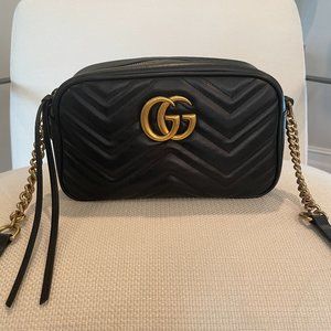 GG Marmont small matelassé shoulder bag - Excellent Condition